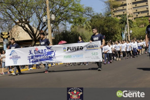 Confiram as fotos do Desfile Cívico de Dourados