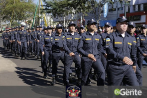 Confiram as fotos do Desfile Cívico de Dourados