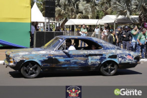 Confiram as fotos do Desfile Cívico de Dourados