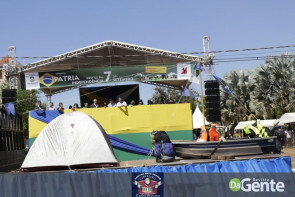 Confiram as fotos do Desfile Cívico de Dourados