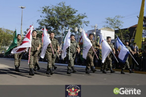 Confiram as fotos do Desfile Cívico de Dourados