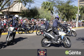Confiram as fotos do Desfile Cívico de Dourados