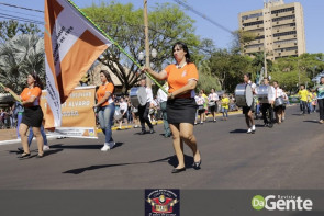 Confiram as fotos do Desfile Cívico de Dourados