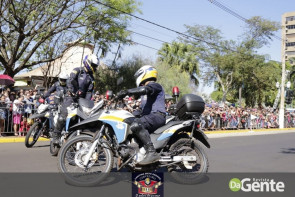 Confiram as fotos do Desfile Cívico de Dourados