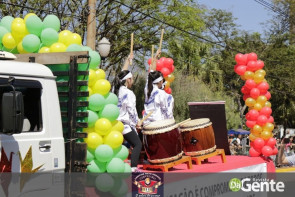 Confiram as fotos do Desfile Cívico de Dourados