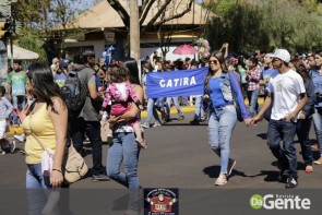 Confiram as fotos do Desfile Cívico de Dourados