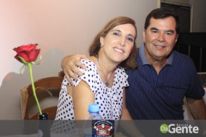 Confiram as fotos da noite do Flash Back