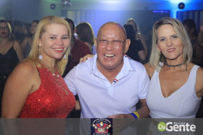 Confiram as fotos da noite do Flash Back