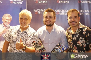 Veja os clicks do show  Matogrosso e mathias
