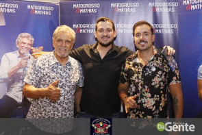 Veja os clicks do show  Matogrosso e mathias