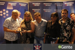 Veja os clicks do show  Matogrosso e mathias