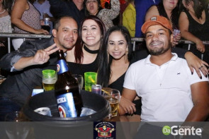 Veja os clicks do show  Matogrosso e mathias