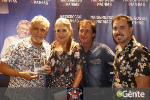 Veja os clicks do show  Matogrosso e mathias