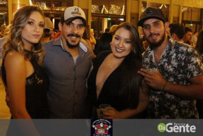 Veja os clicks do show  Matogrosso e mathias