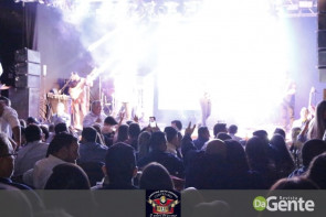 Veja os clicks do show  Matogrosso e mathias