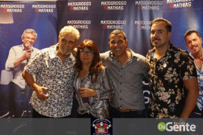 Veja os clicks do show  Matogrosso e mathias