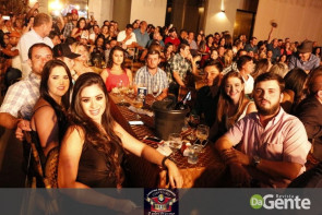 Veja os clicks do show  Matogrosso e mathias