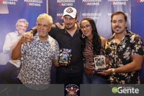 Veja os clicks do show  Matogrosso e mathias