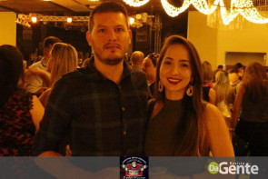 Veja os clicks do show  Matogrosso e mathias