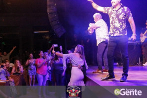 Veja os clicks do show  Matogrosso e mathias