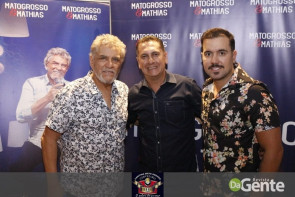 Veja os clicks do show  Matogrosso e mathias