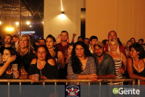 Veja os clicks do show  Matogrosso e mathias