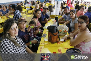 Confiram as fotos da "Festa do cupim"