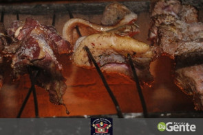 Confiram as fotos da "Festa do cupim"