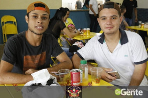 Confiram as fotos da "Festa do cupim"