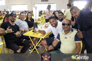 Confiram as fotos da "Festa do cupim"