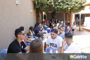 De repente 30: Veja quem marcou presença no niver do Weslei Queiroz