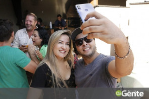 De repente 30: Veja quem marcou presença no niver do Weslei Queiroz