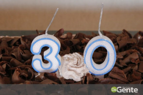 De repente 30: Veja quem marcou presença no niver do Weslei Queiroz