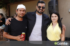 De repente 30: Veja quem marcou presença no niver do Weslei Queiroz