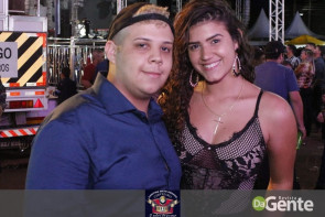 Confiram as fotos do show do Jads & Jadson em Vicentina