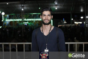 Confiram as fotos do show do Jads & Jadson em Vicentina