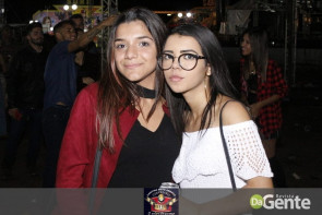 Confiram as fotos do show do Jads & Jadson em Vicentina