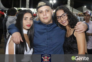 Confiram as fotos do show do Jads & Jadson em Vicentina