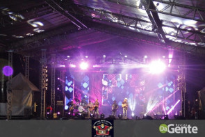 Confiram as fotos do show do Jads & Jadson em Vicentina