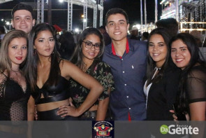 Confiram as fotos do show do Jads & Jadson em Vicentina