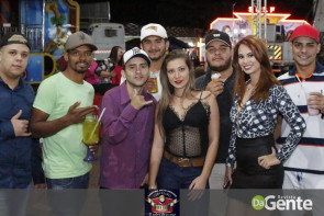 Confiram as fotos do show do Jads & Jadson em Vicentina