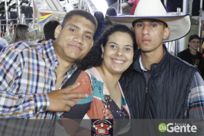 Confiram as fotos do show do Jads & Jadson em Vicentina