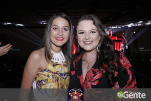 Confiram as fotos do show do Raça Negra