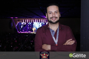 Confiram as fotos do show do Raça Negra