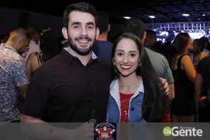 Confiram as fotos do show do Raça Negra