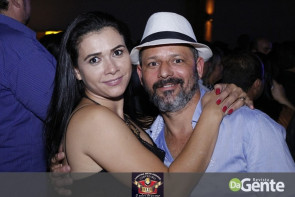 Confiram as fotos do show do Raça Negra