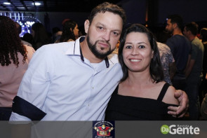 Confiram as fotos do show do Raça Negra