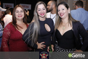 Confiram as fotos do show do Raça Negra