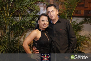 Confiram as fotos do show do Raça Negra