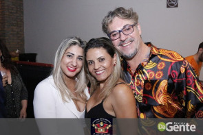 Confiram as fotos do show do Raça Negra